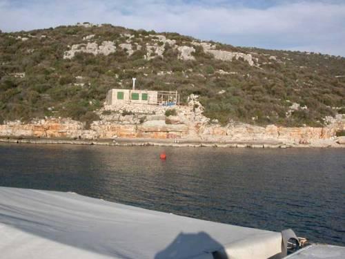 Fishing and accommodation Robinson