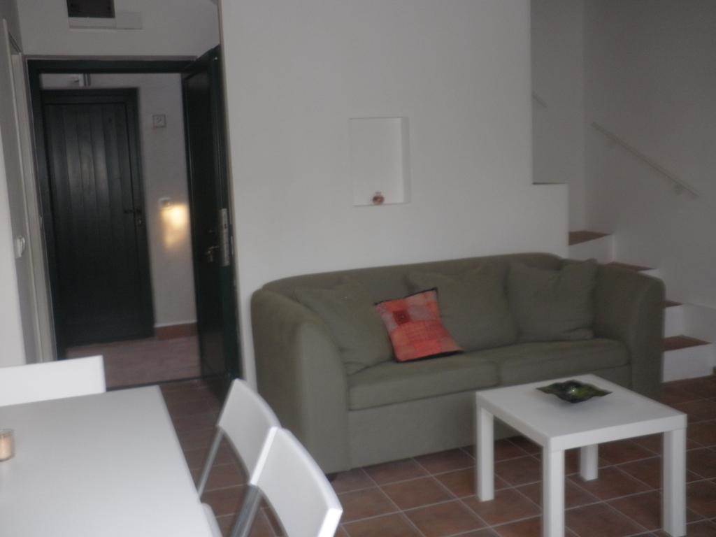Ližnjan, Istra - atraktivni apartman s vrtom i krovnom terasom