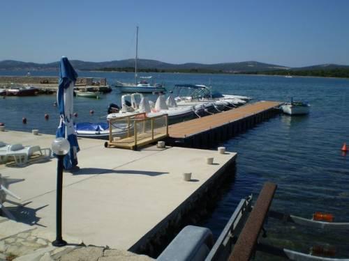 Apartments R&B Turanj