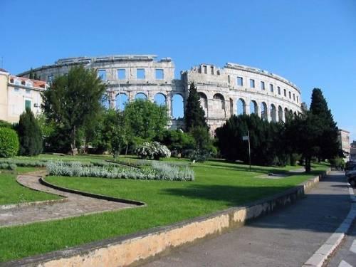 Apartmani Arena Pula