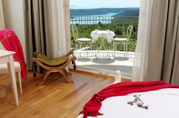 Mali hotel,restaurant & Spa "Villa Štefanija"