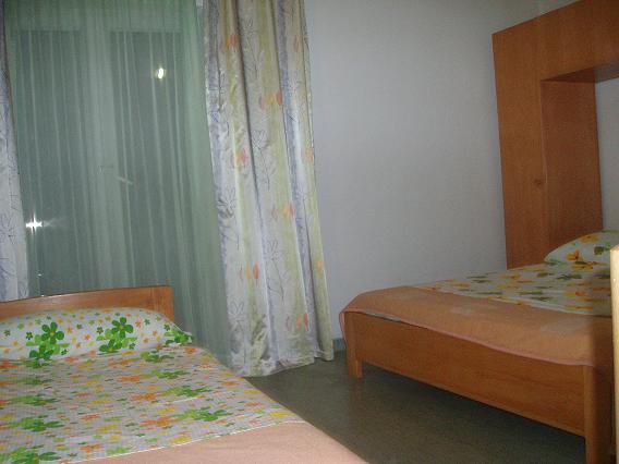 Apartmani Sandra, Lopar