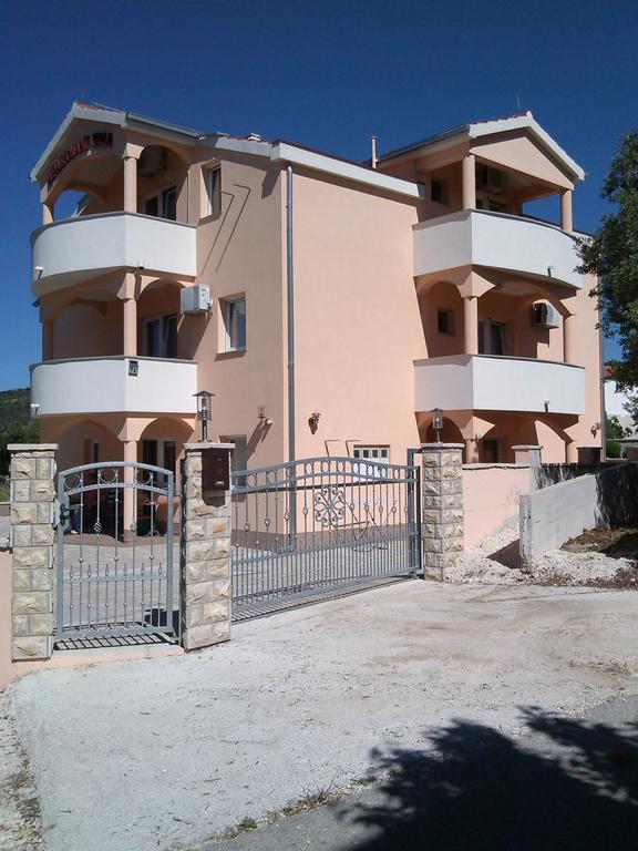 Apartmani Vala