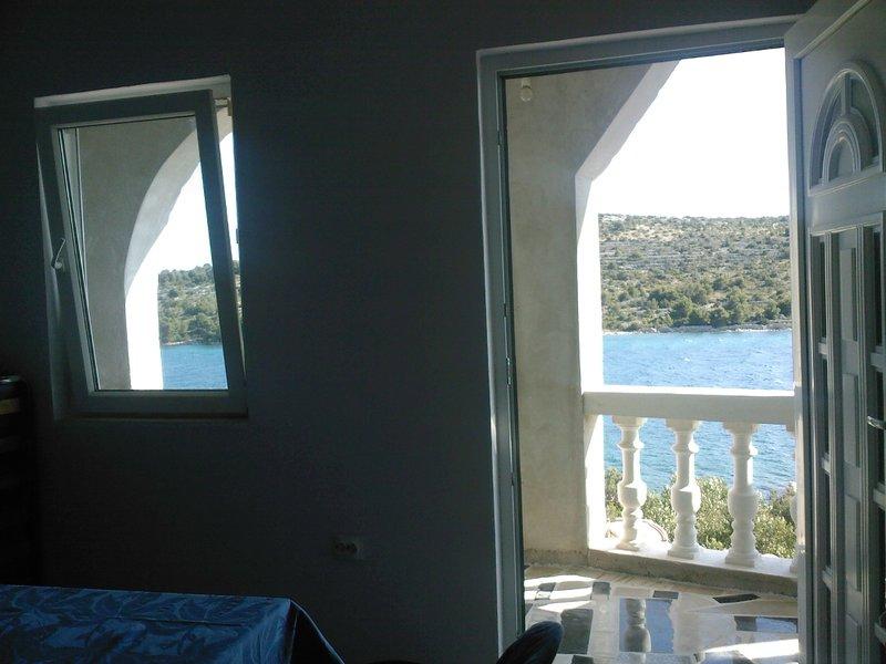 Insel Kaprije,Unterkunft 12 Eur/Pers,Strand+Liegenplatz fur Ihr Boot