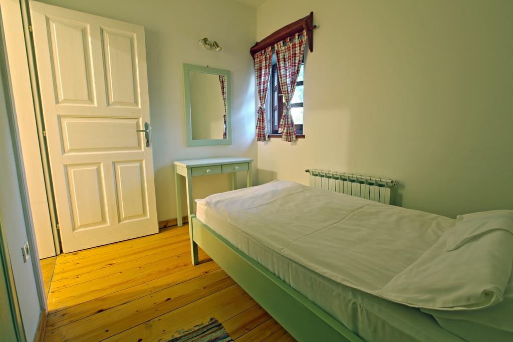 Vinarija, pansion & restaurant "Vuglec Breg"