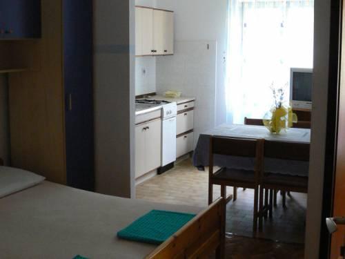 Apartments Semenčić