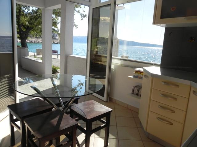 Apartman uz more