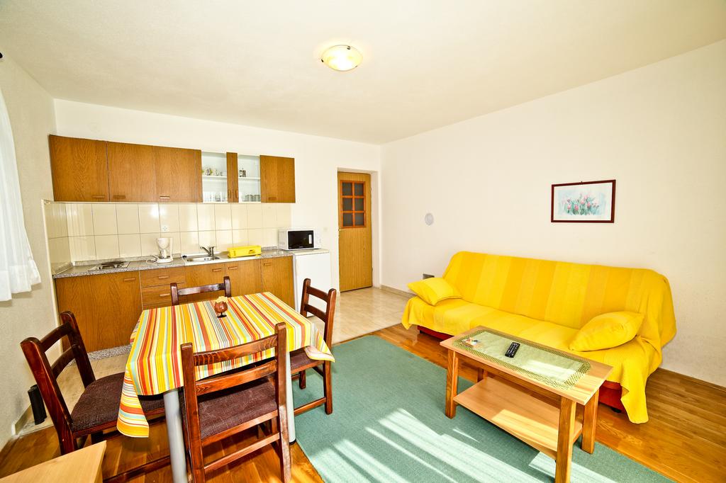 Aniva Apartments