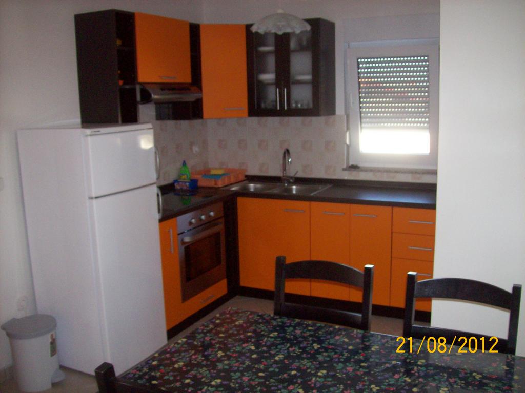 Apartments Crnek