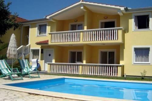 Apartments with pool