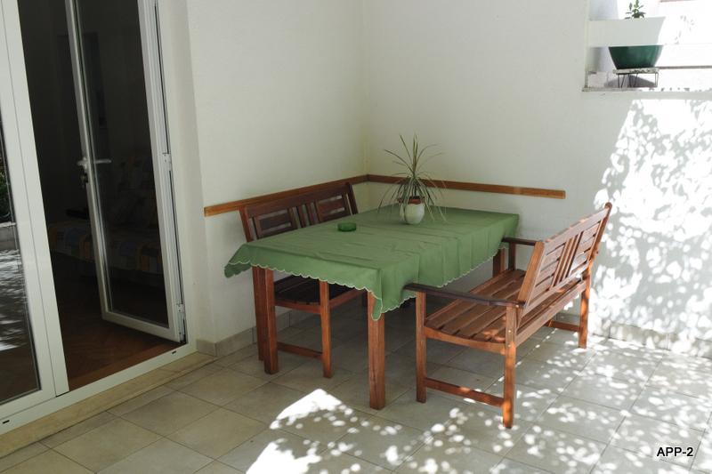 Apartments Dora, Murter