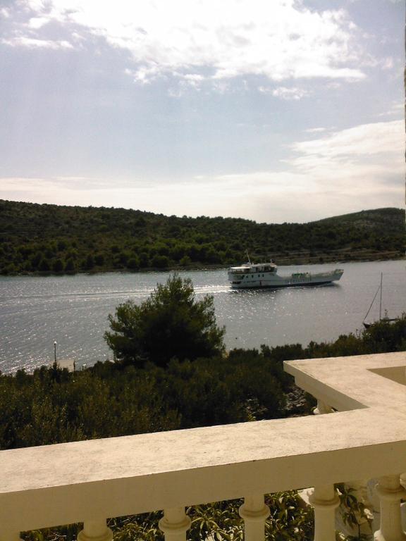 Insel Kaprije,Unterkunft 12 Eur/Pers,Strand+Liegenplatz fur Ihr Boot