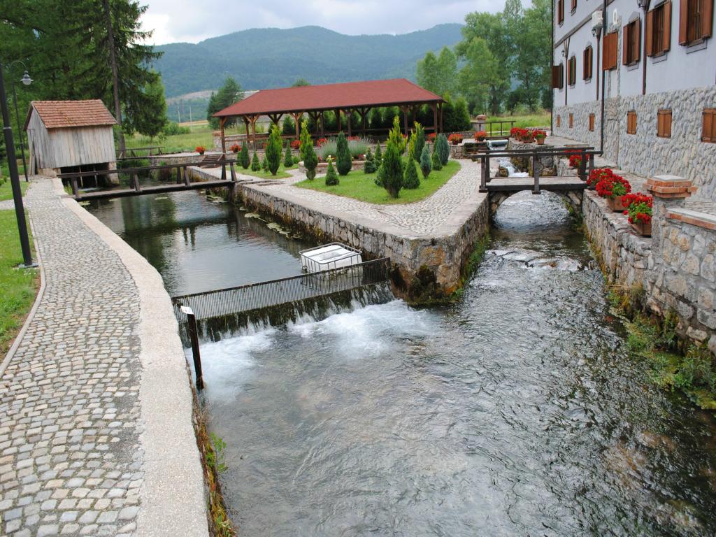 Hotel Gacka