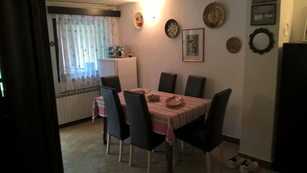 Ferienhaus in der Nähe von Mrežnica