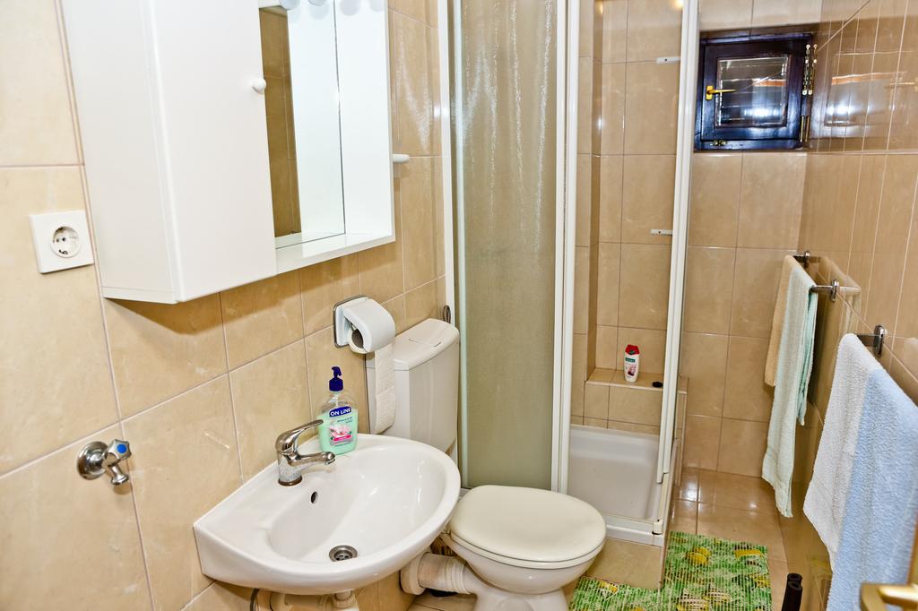 Aniva Apartments