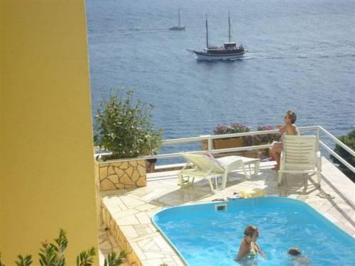 Apartmani Mira Omiš