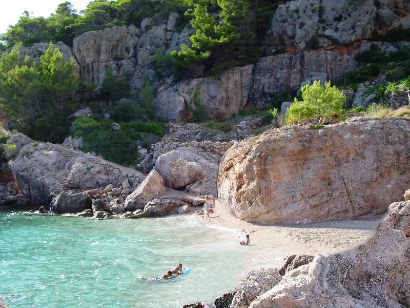Vila Irming, Hvar