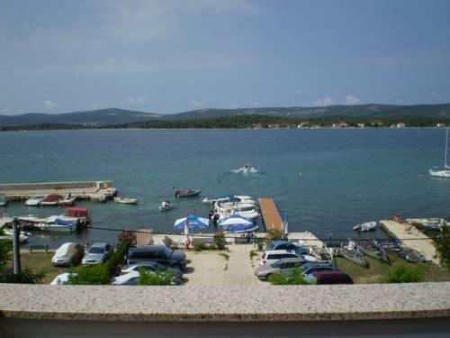 Apartments R&B Turanj