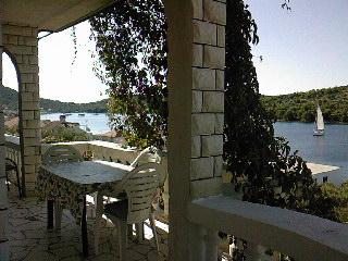 Insel Kaprije,Unterkunft 12 Eur/Pers,Strand+Liegenplatz fur Ihr Boot