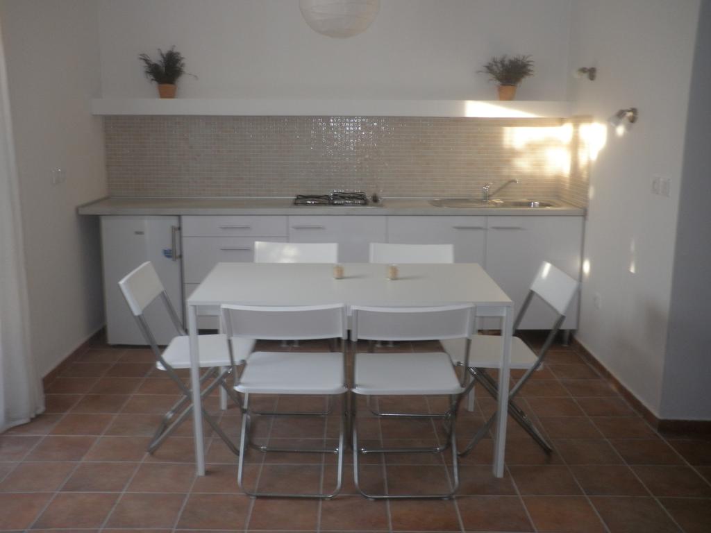 Ližnjan, Istra - atraktivni apartman s vrtom i krovnom terasom