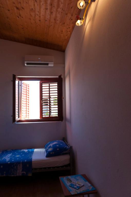 4 Zimmer 8 Betten in der Mitte