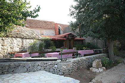 Apartman & Konoba Donja Banda