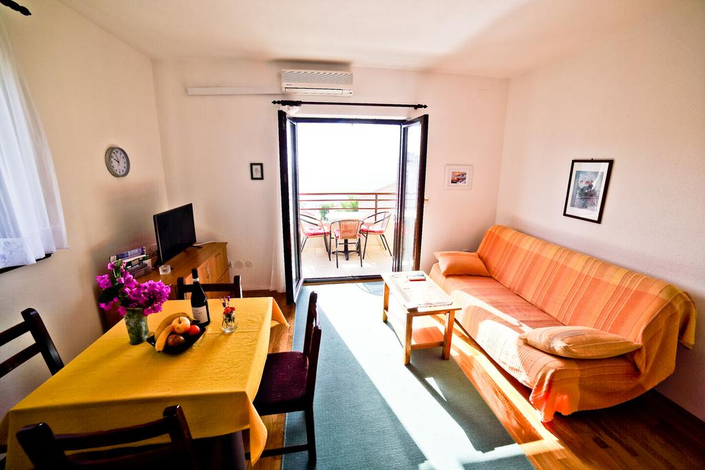 Aniva Apartments