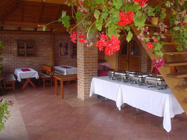 Family Farm Kolarić - Forest Palace