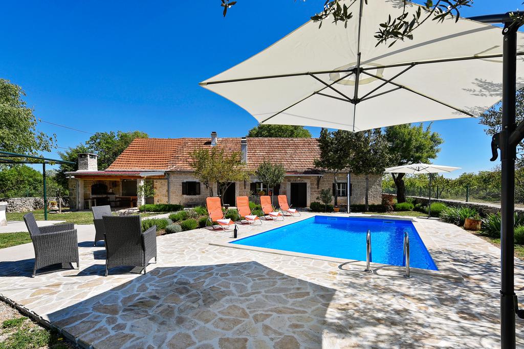Villa, Vacation Home Krasa