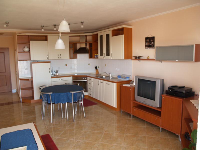 Apartmani Lara