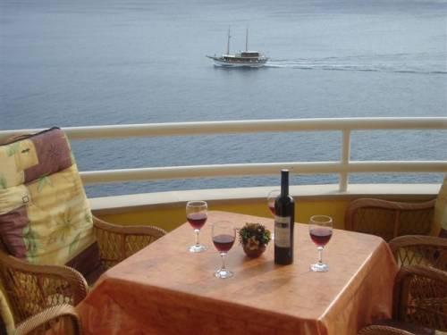 Apartmani Mira Omiš