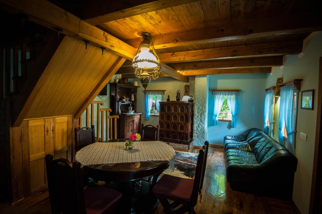 Holiday house and celebrations Green Paradise