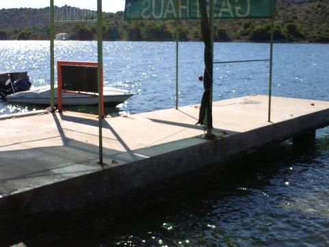 Insel Kaprije,Unterkunft 12 Eur/Pers,Strand+Liegenplatz fur Ihr Boot