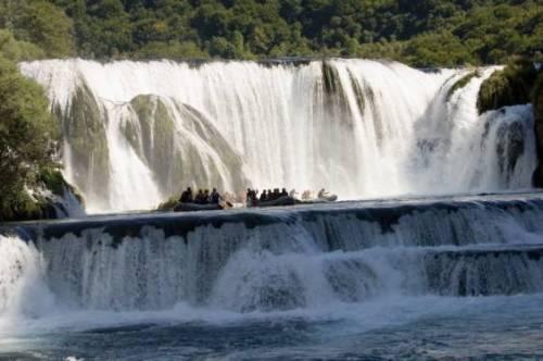 Rafting on river Una