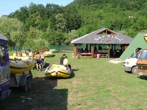 Rafting na Uni