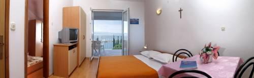 House Jurisic, Baska Voda