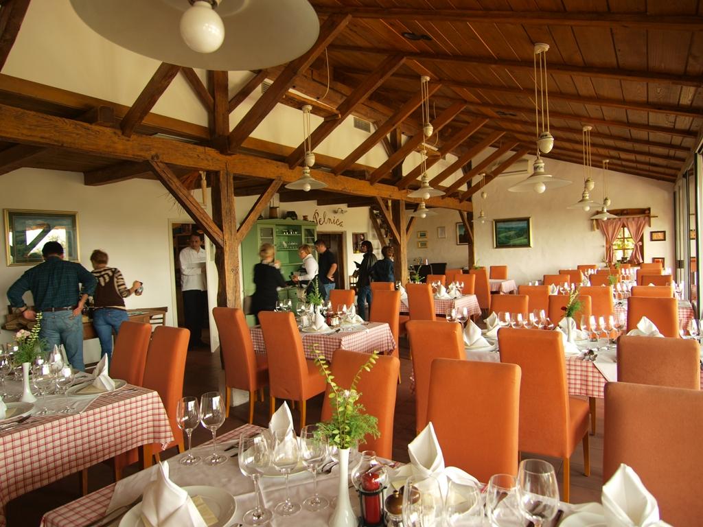 Vinarija, pansion & restaurant "Vuglec Breg"