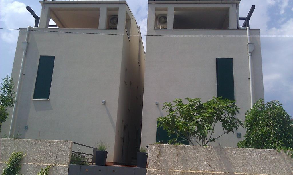 Ližnjan, Istra - atraktivni apartman s vrtom i krovnom terasom