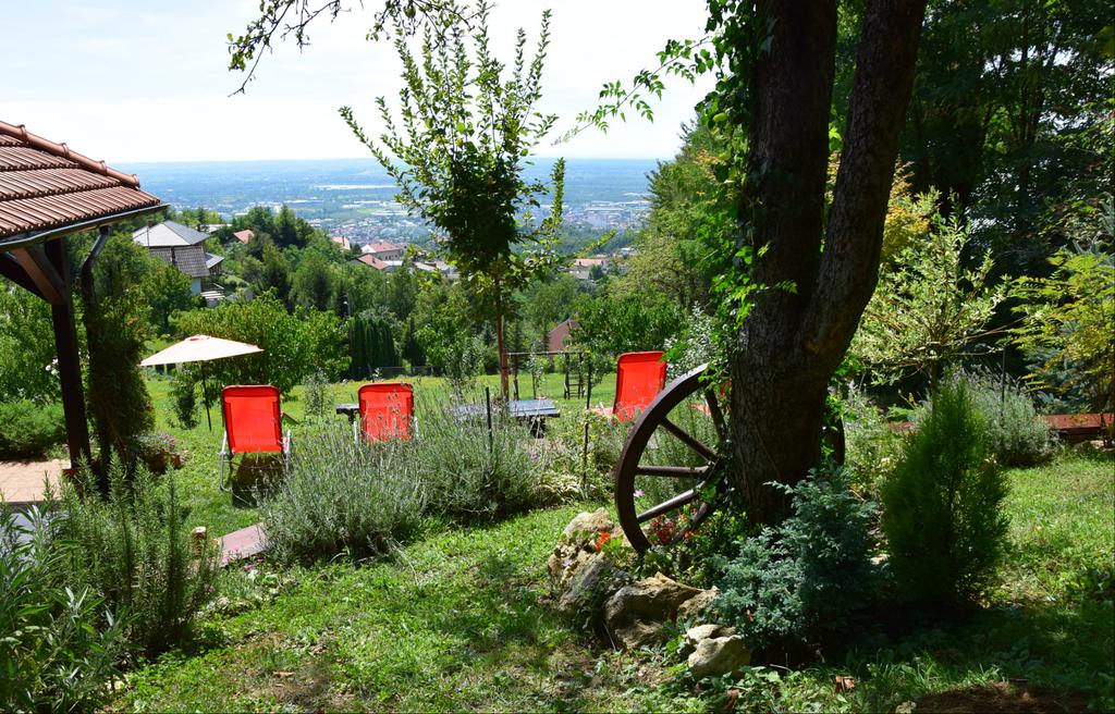 Spazio per le celebrazioni "Dedina sjenica", Zagabria