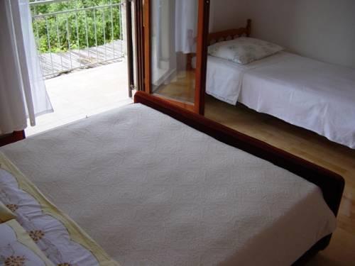 Apartments VUKUSIC Sevid
