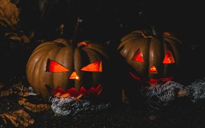 Halloween u Hotelu Continental