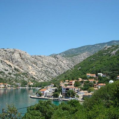 Apartment by the sea