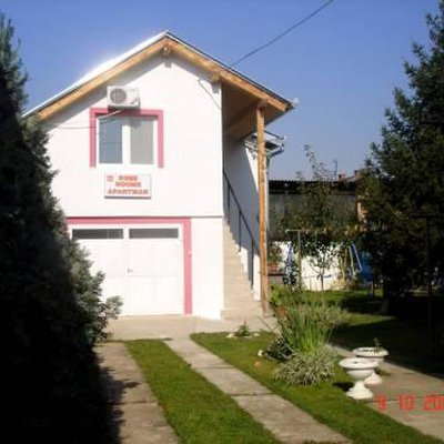 Camere-Appartamenti Corina